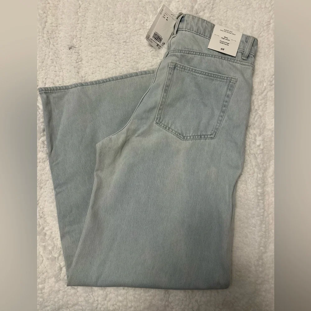 H&M Light Blue High Waist Wide Leg Jeans for Women - SZ 8 NWT - Picture 6 of 10